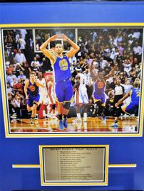 Steph Curry Autographed Memorbilia 202//269